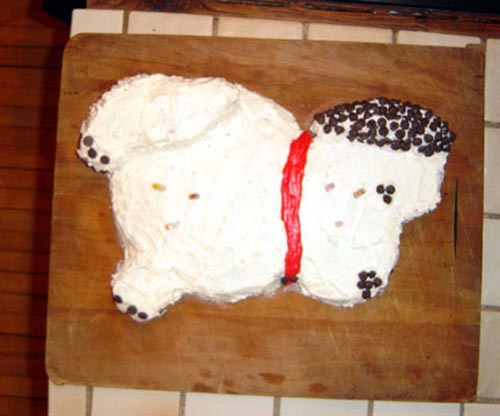 013pot_belly_dog_cake