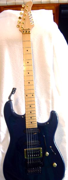 Blue_Custom_Strat_00