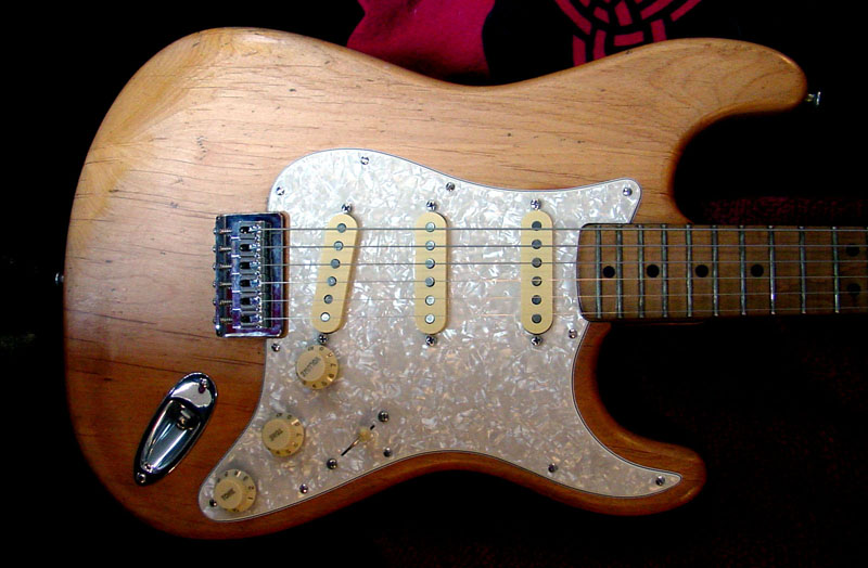 1971_Strat_Rebuilt_00