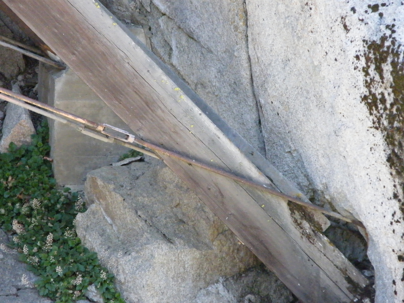 details Old Dardanelle bridge